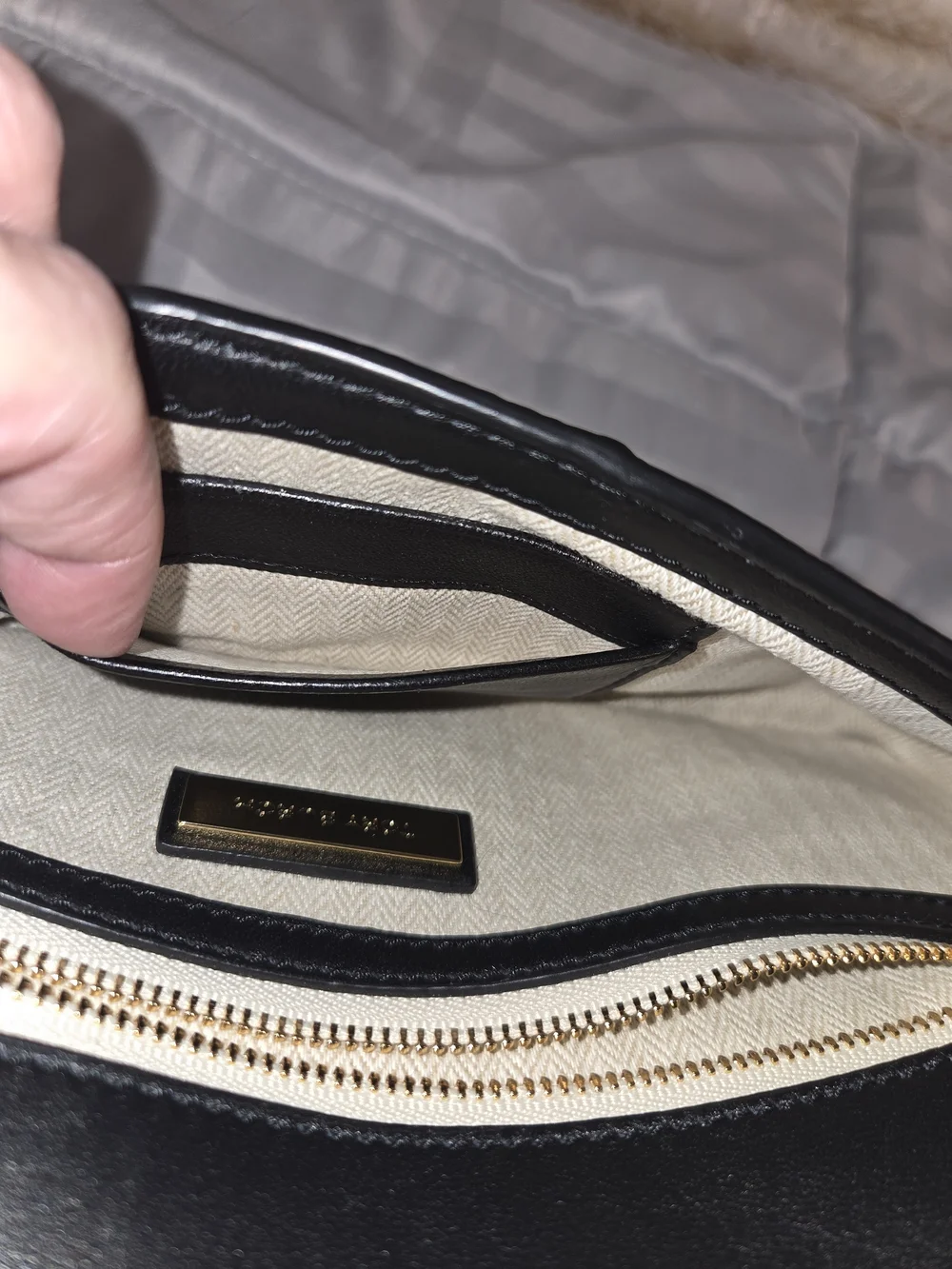 Tory Burch Kira Envelopw Clitch